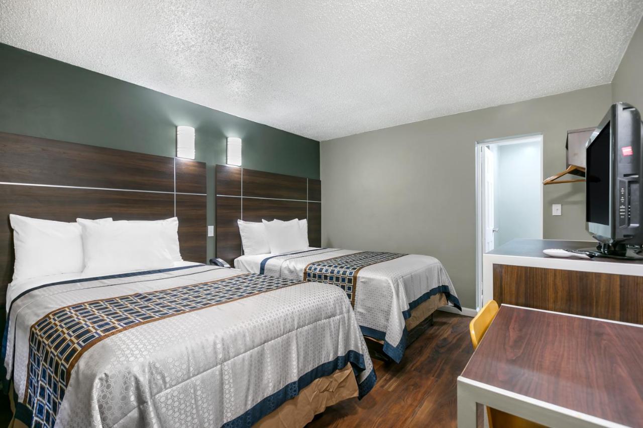 Knights Inn Bristol Levittown Bagian luar foto