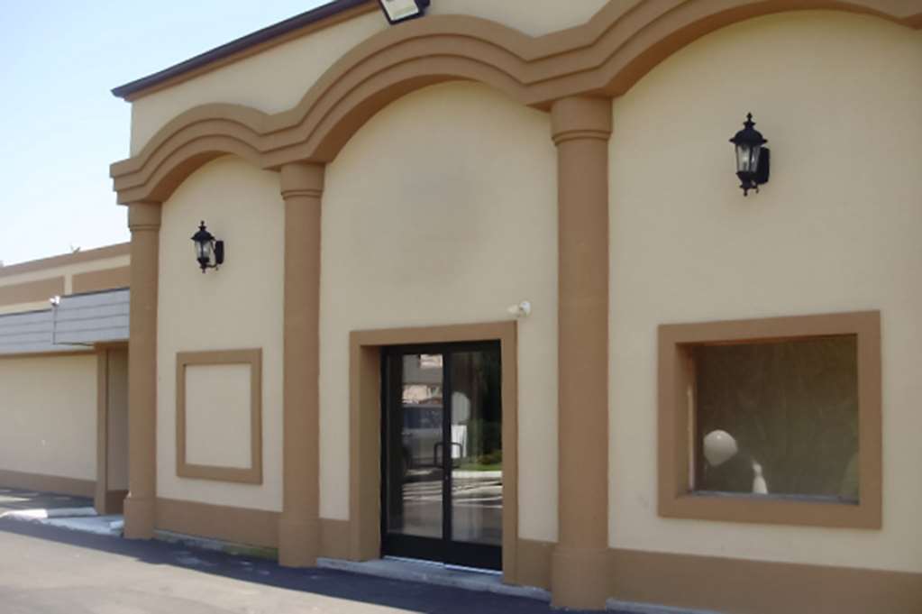 Knights Inn Bristol Levittown Bagian luar foto